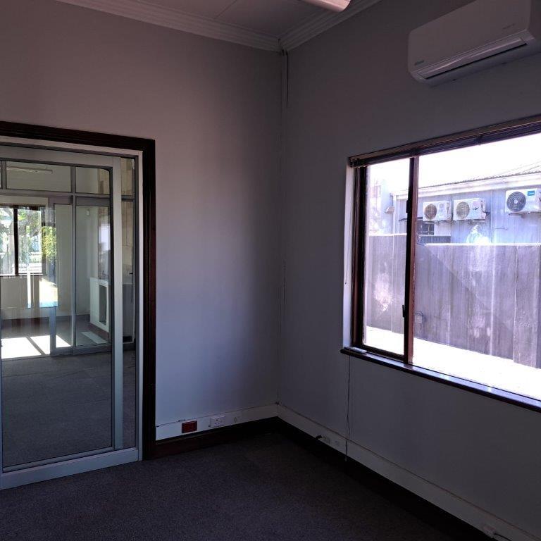 To Let commercial Property for Rent in Walmer Eastern Cape